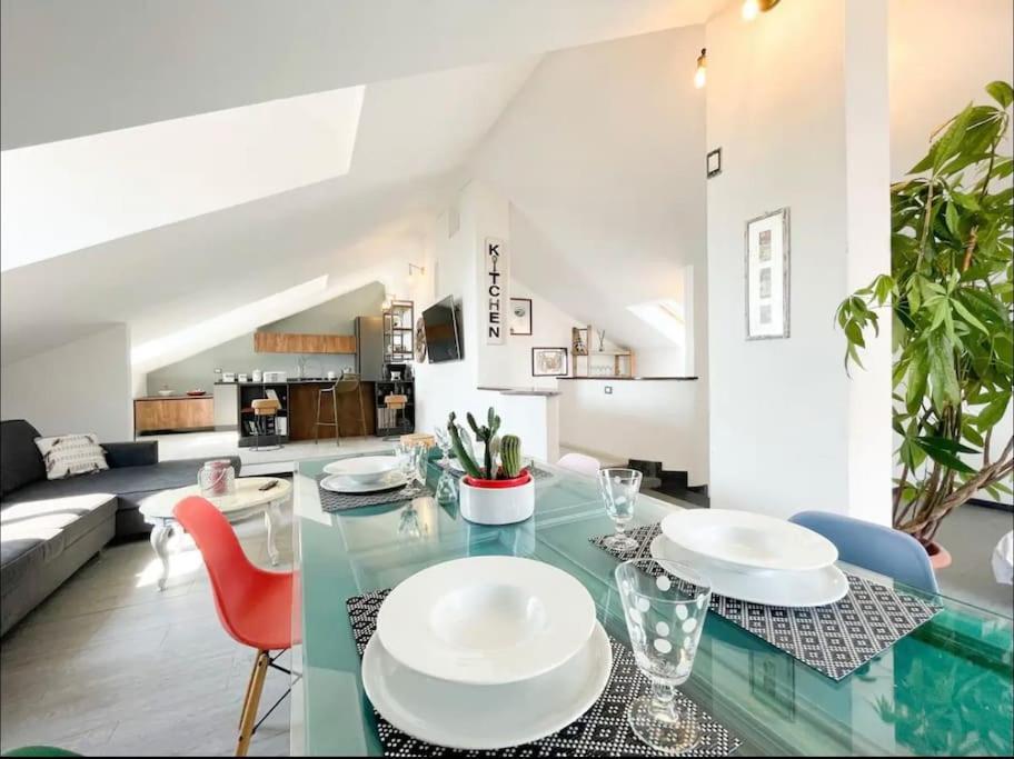 Apartamento Mansarda Vista Mare A Zinola Savona Exterior foto